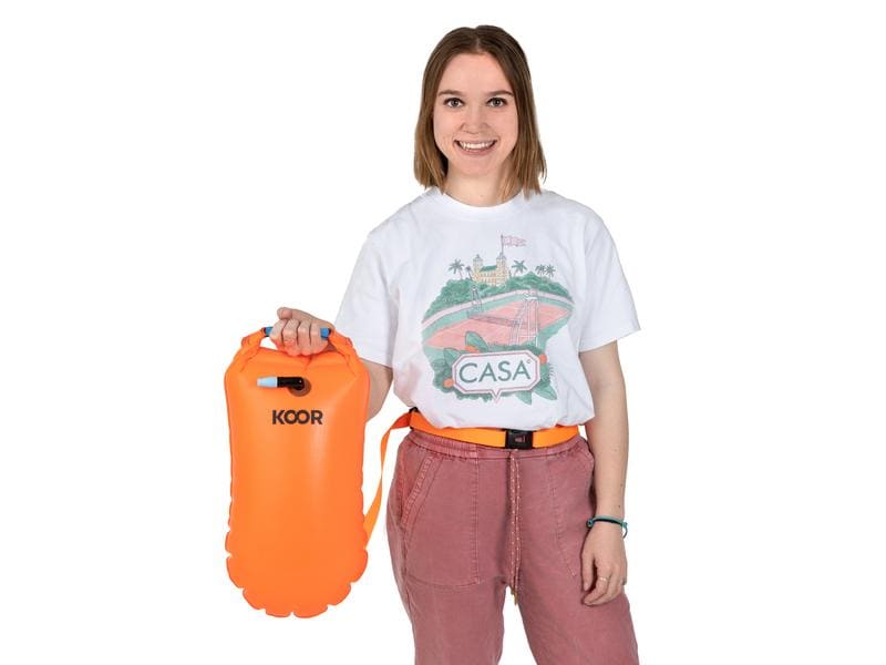 KOOR Schwimmboje Booa 15L Arancia 15 l Dry Bag und Schwimmboje in einem