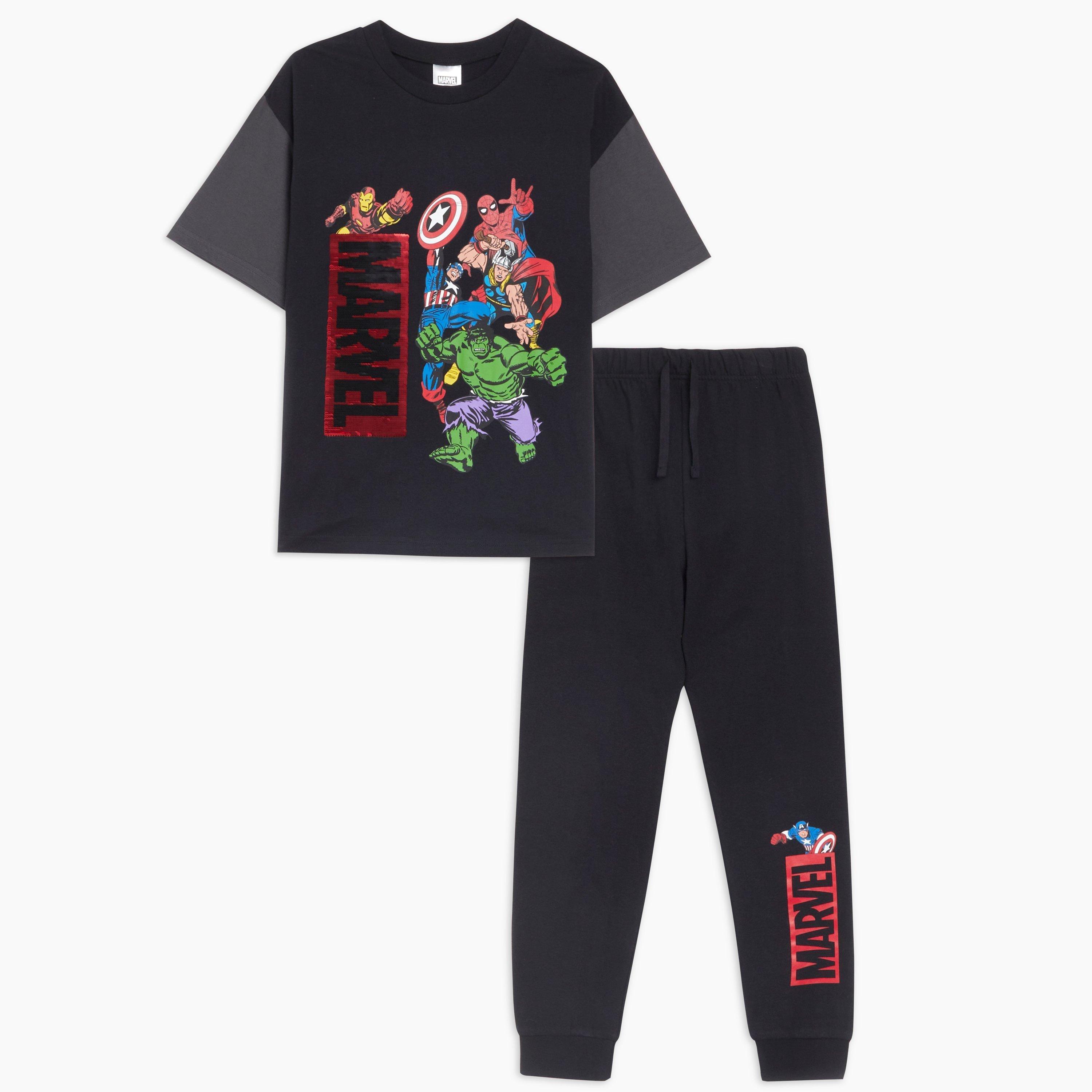 Character Marvel T shirt and Jogger Set