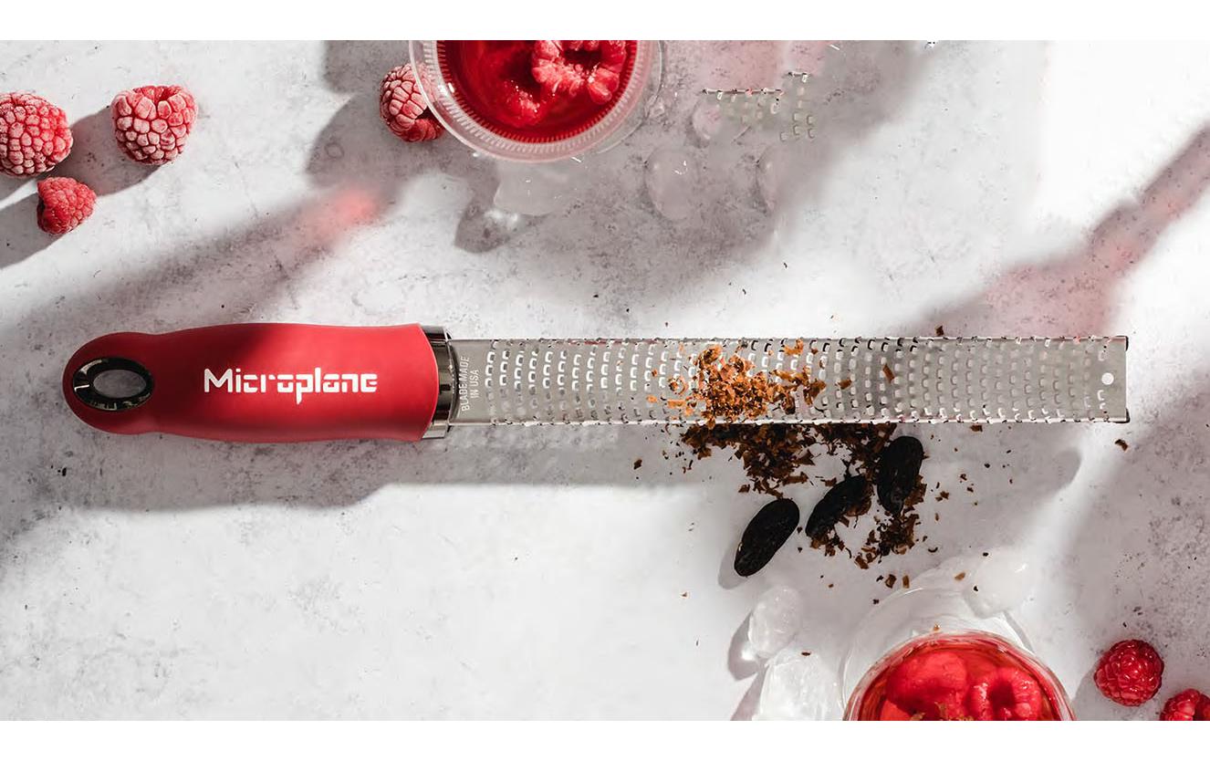 Gourmet Premium Zester/Reibe Rot/SilberHandreibe mit Edelstahlklingen