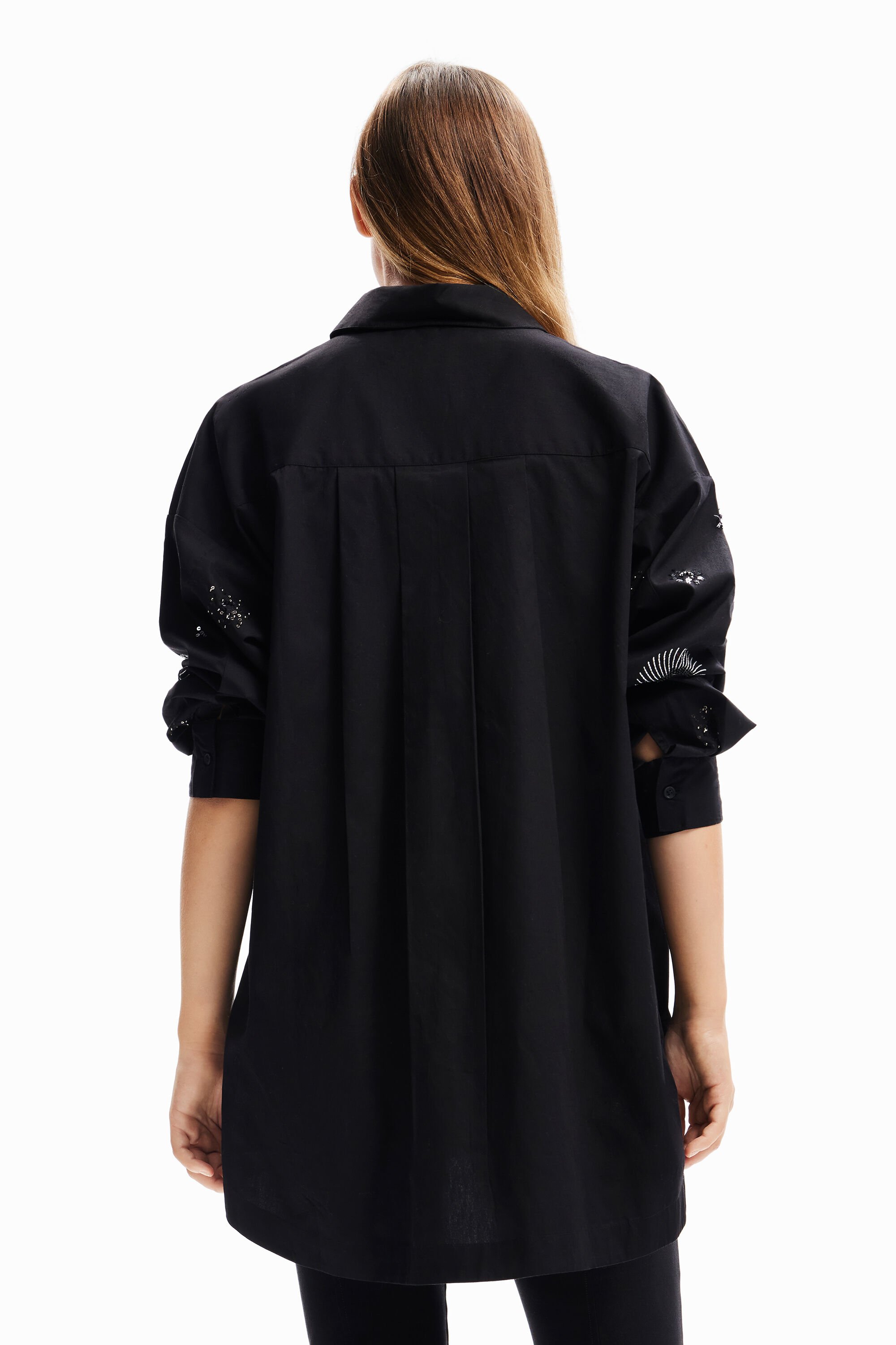 Chemise oversize broderies