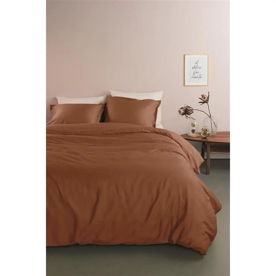 Ambiante Satin Uni dekbedovertrek - 240x200/220 - Bruin