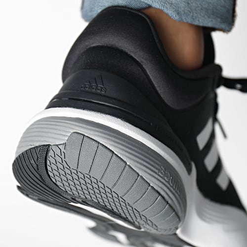 Baskets Response Super 3 GW1371 Core Black Cloud White