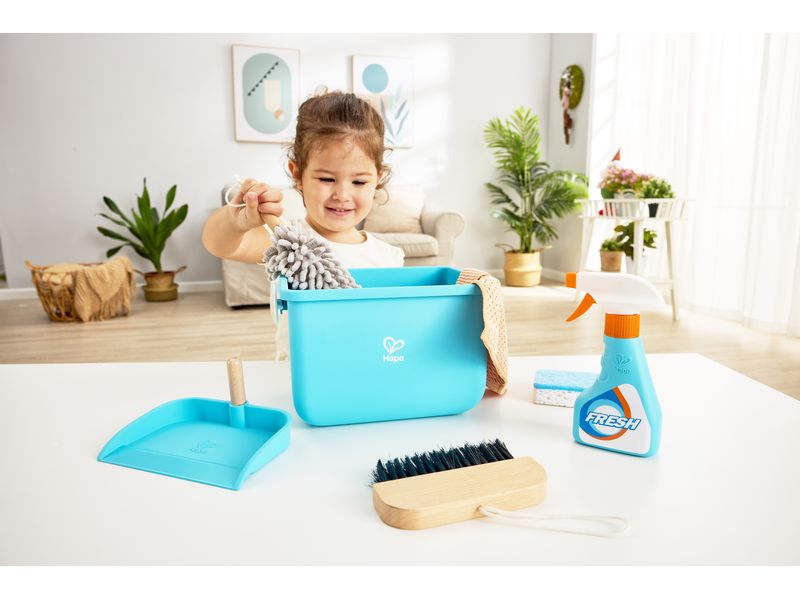 Hape Spielzeug-Putzset mit Eimer Reinigungs-Spielzeug