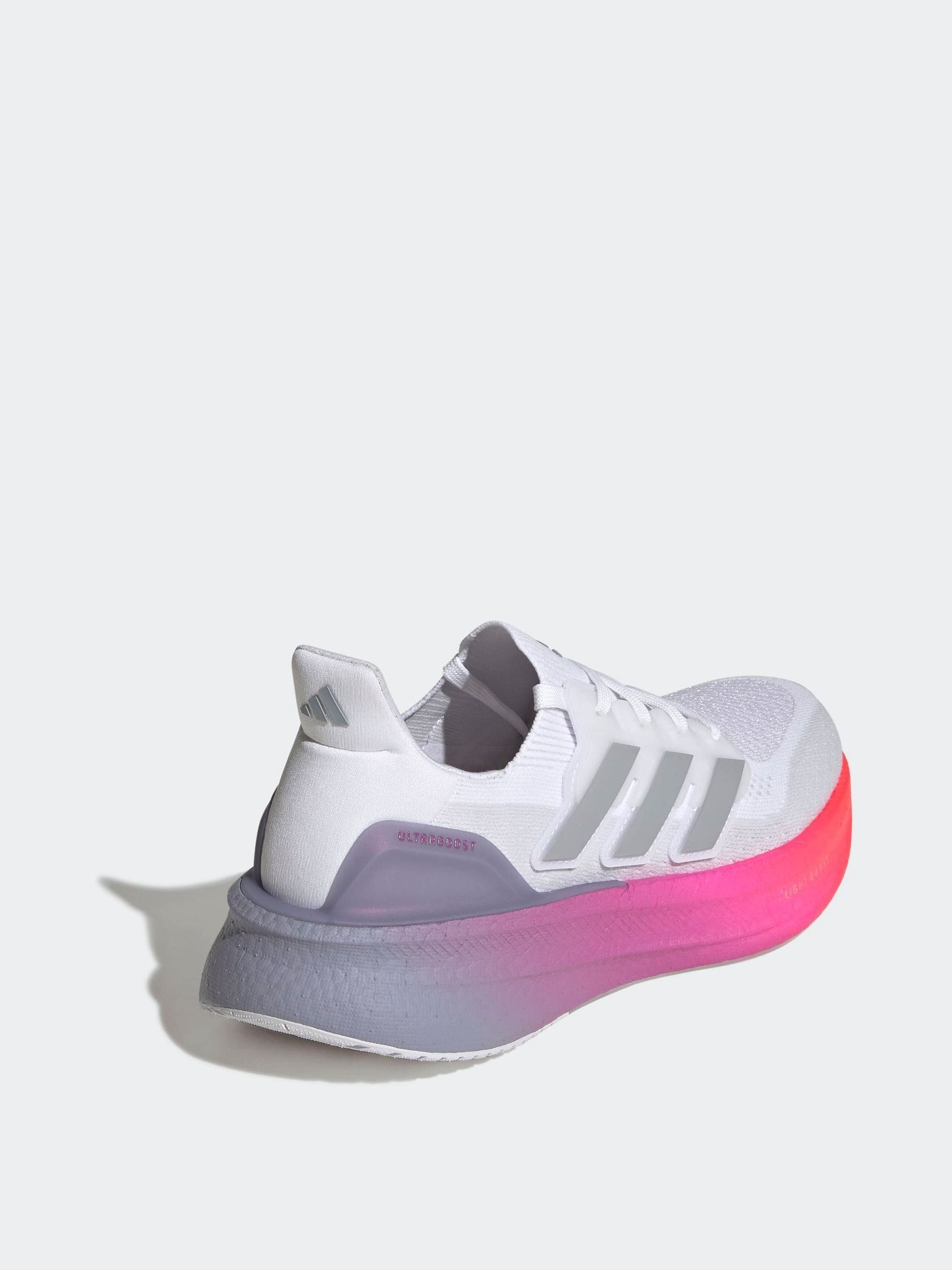 Gebroken wit - adidas Ultraboost 5 sneakers