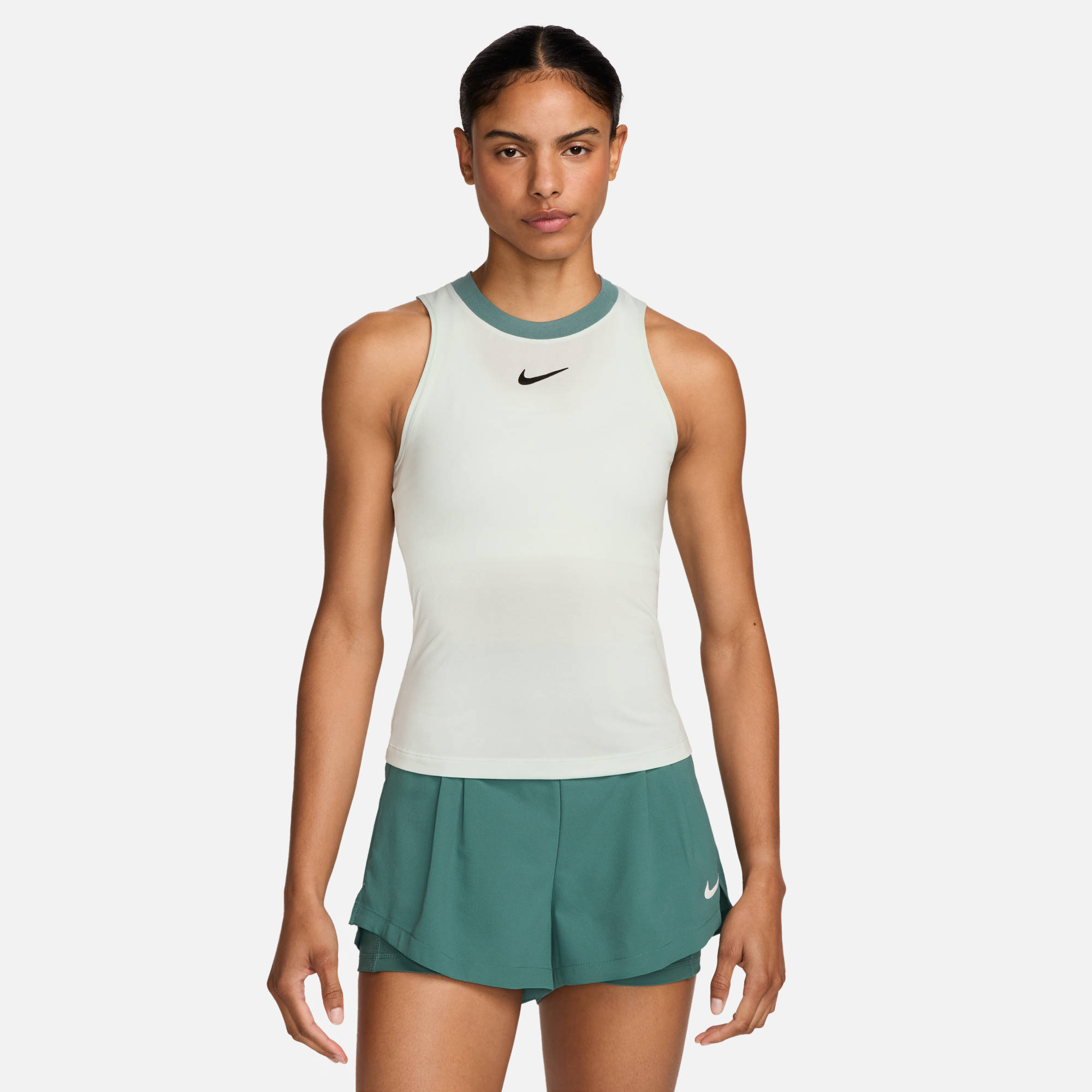 Nike NikeCourt Advantage Women"s Dr