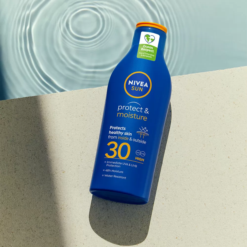 Nivea Sun Protect & Moisture Lotion SPF 30 - 200 ml.