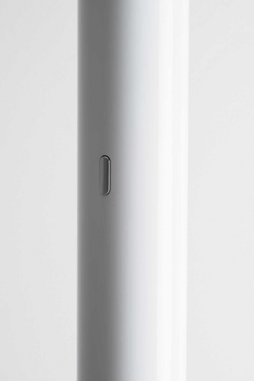 Artemide Ilio vloerlamp LED dimbaar via smartphone robijnrood