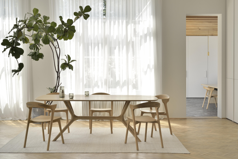 Ethnicraft X eettafel 220x100 eiken