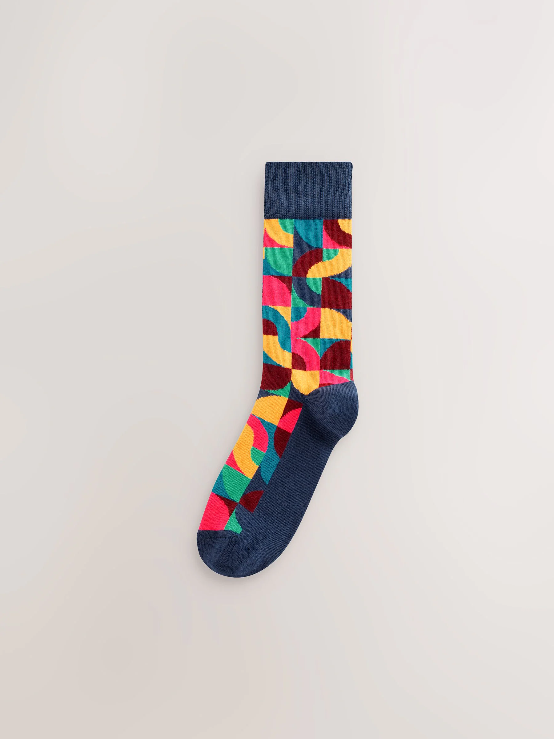 Felrood/Groen geometrisch - Set van 8 sokken met patroon