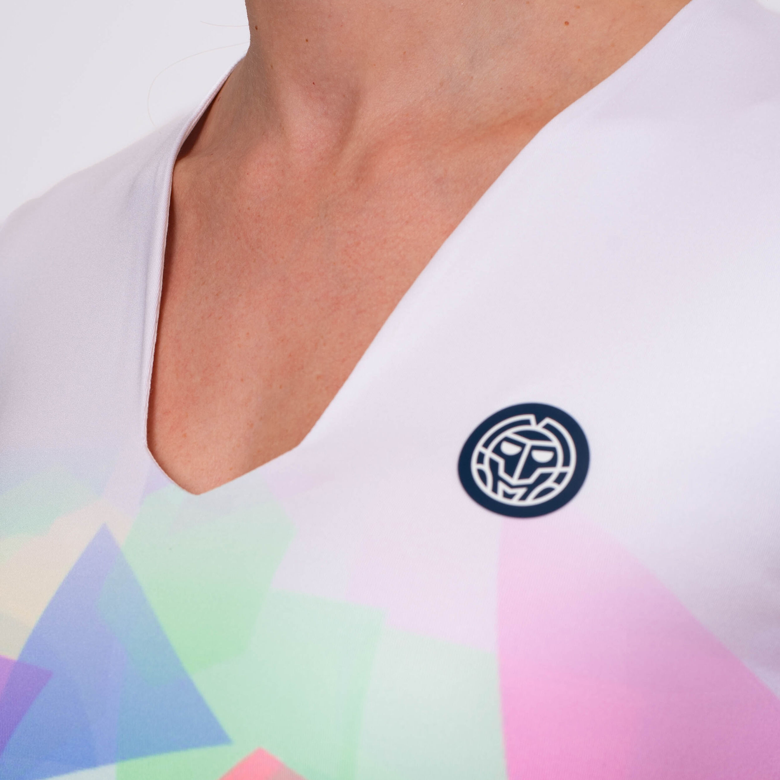BIDI BADU Kaleido V-Neck Haut Manches Longues Femmes - Multicouleur
