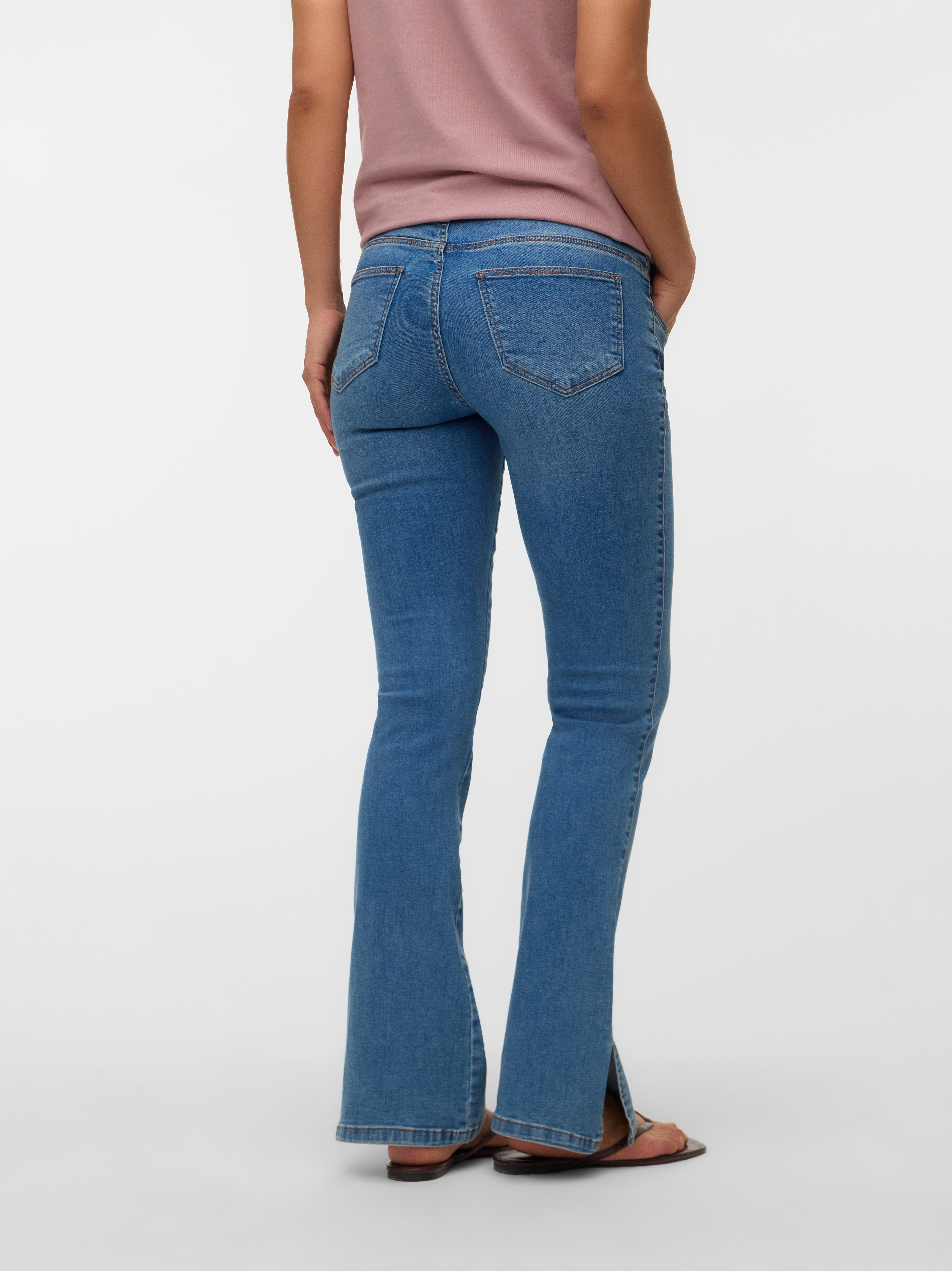 Flared fit Jeans