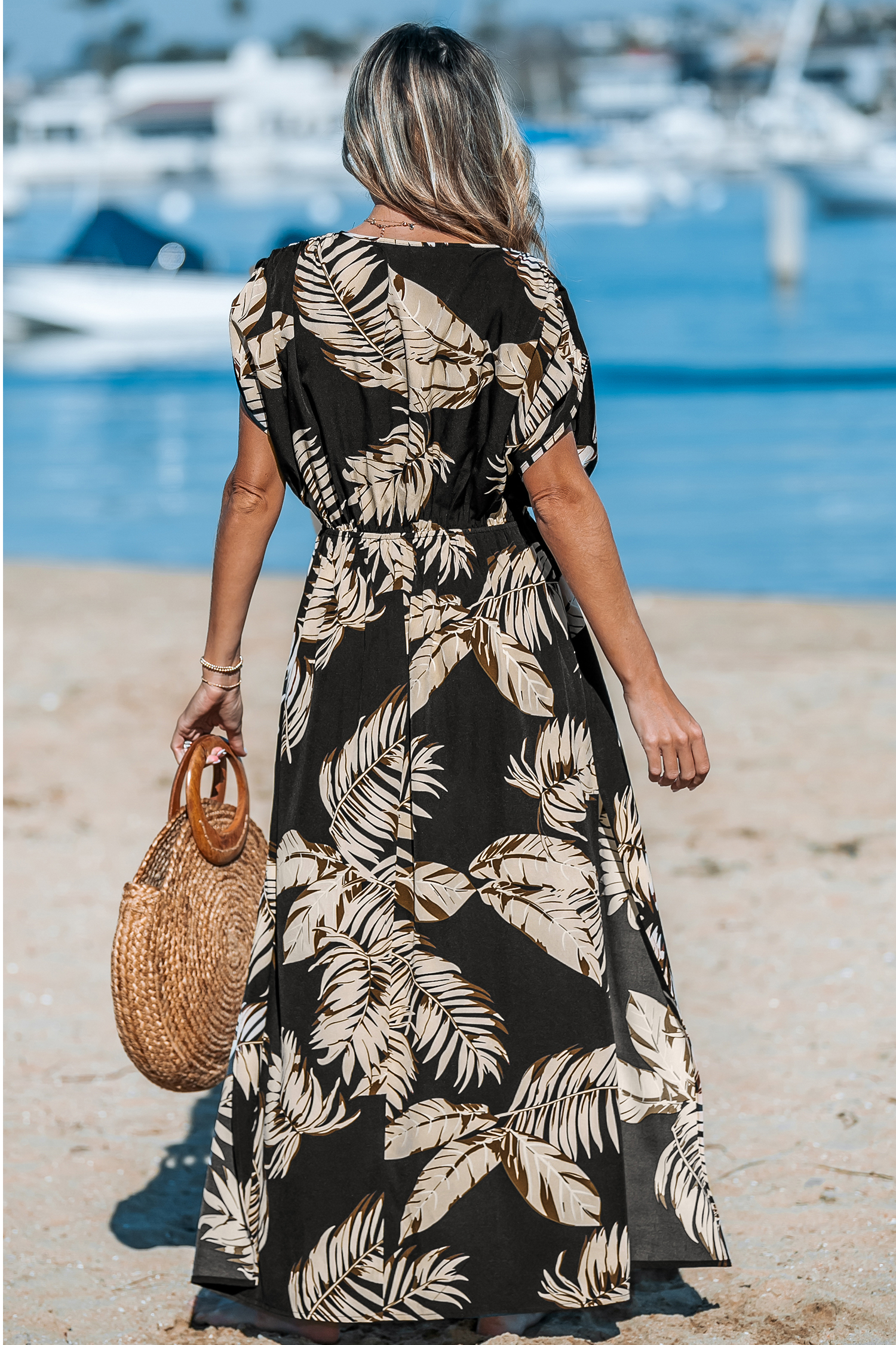 Robe maxi à col en V et palmiers noire