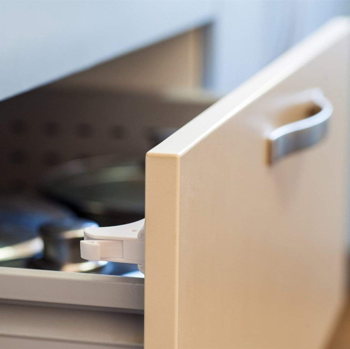 Baby Sicherheit Magnetisches Schrankschloss, die unsichtbare Kindersicherung für Schrank