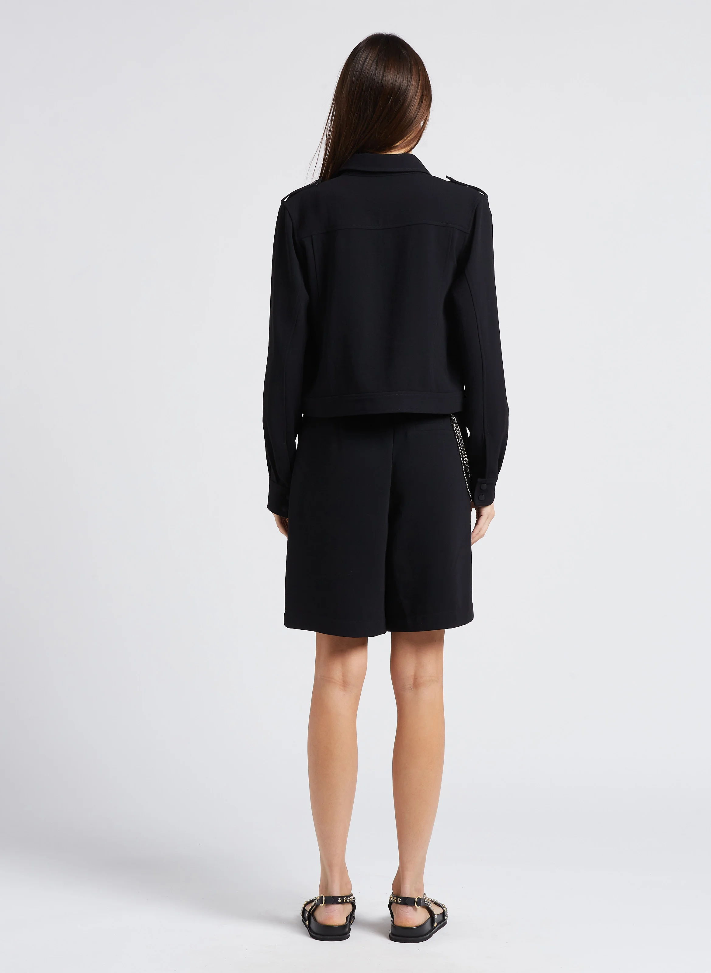 Chemise courte col classique en crêpe| Noir