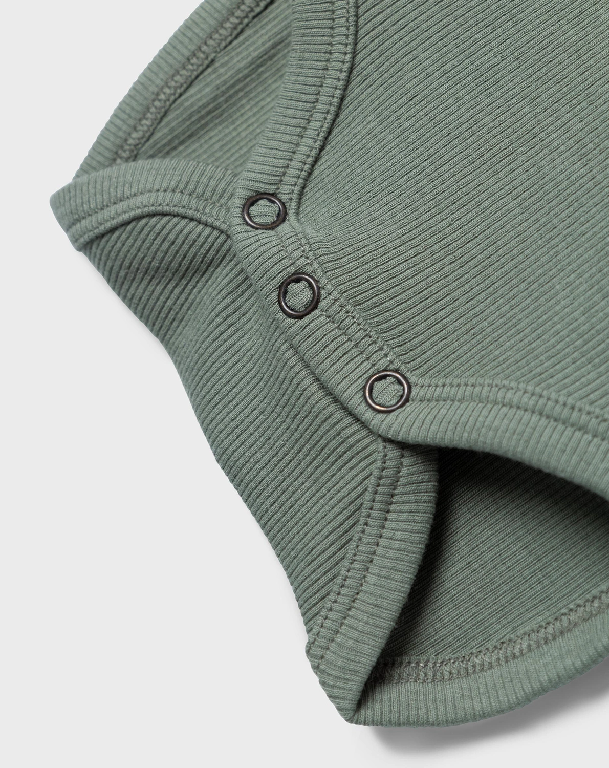Langarmbody NBMGAGO UNI in agave green