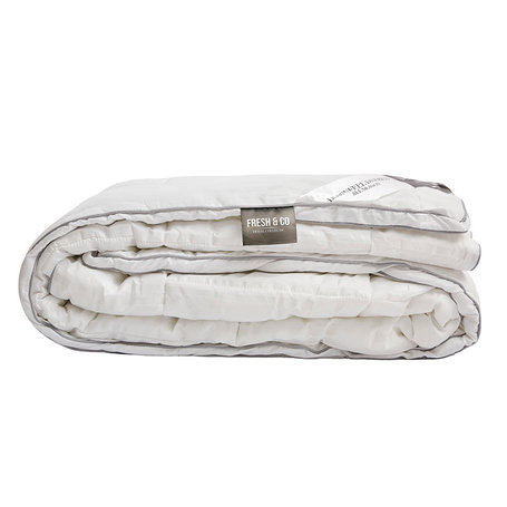 Dekbed Hotel Stripe Micro Dons - All-Season