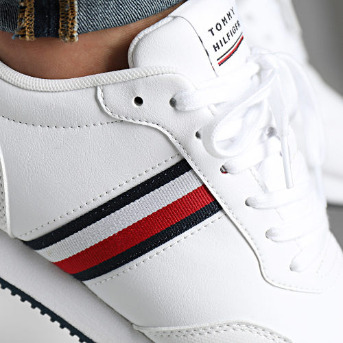 Baskets Core Low Runner 4834 White Red White Blue