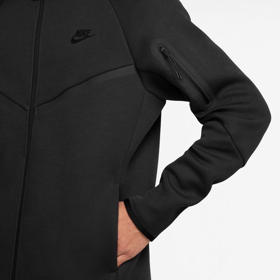 Nike Sweat à Capuche Tech Fleece 24 FZ Coupe-Vent - Noir