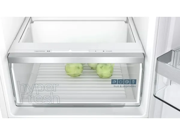 Siemens iQ300 KI87VVSE0 - Køleskab/fryser - bund-fryser - til indbygning - niche - bredde: 56 cm - dybde: 55 cm - højde: 177.5 cm - 270 liter - Klasse E - Glidehængsel