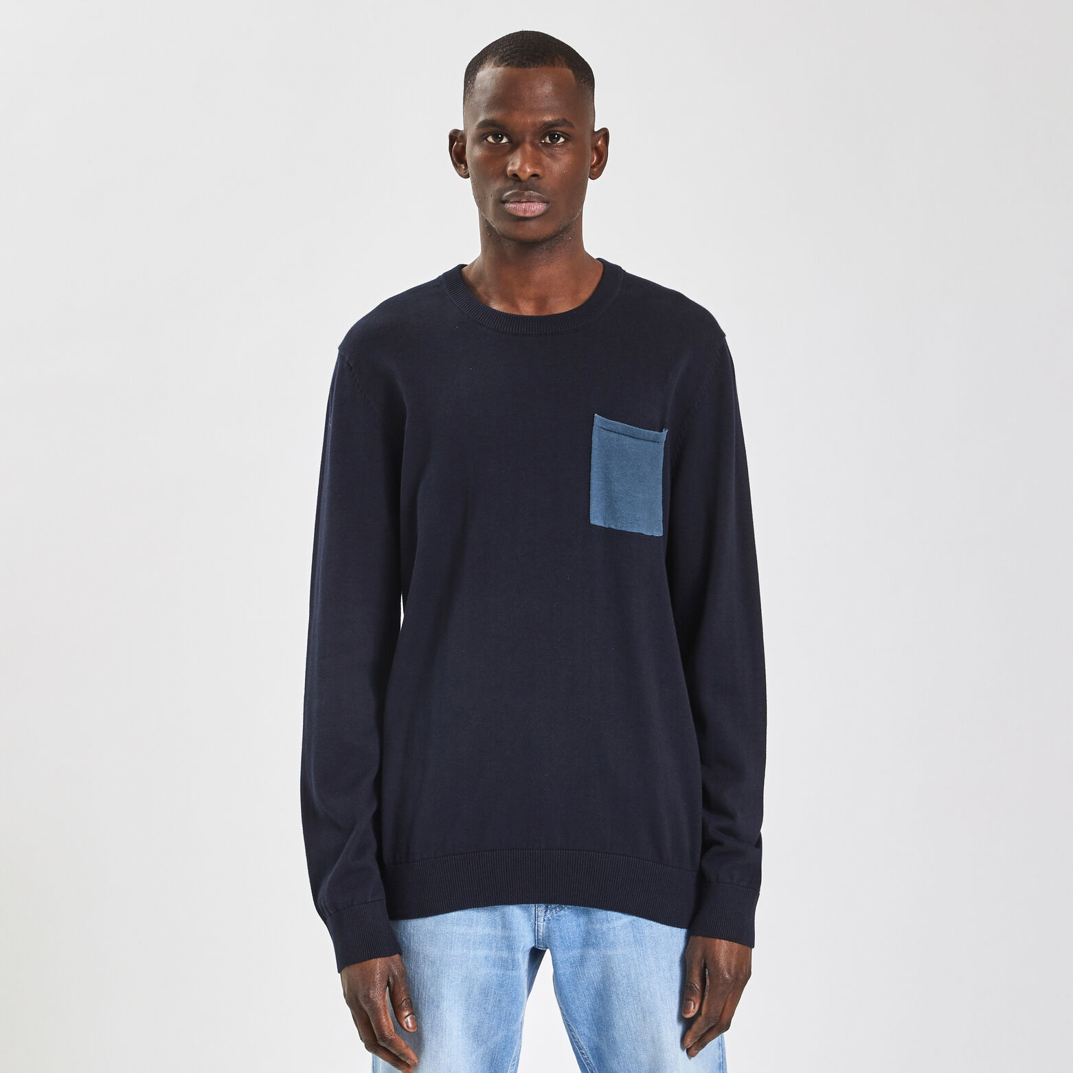 Pull col rond poche contrastée Bleu foncé