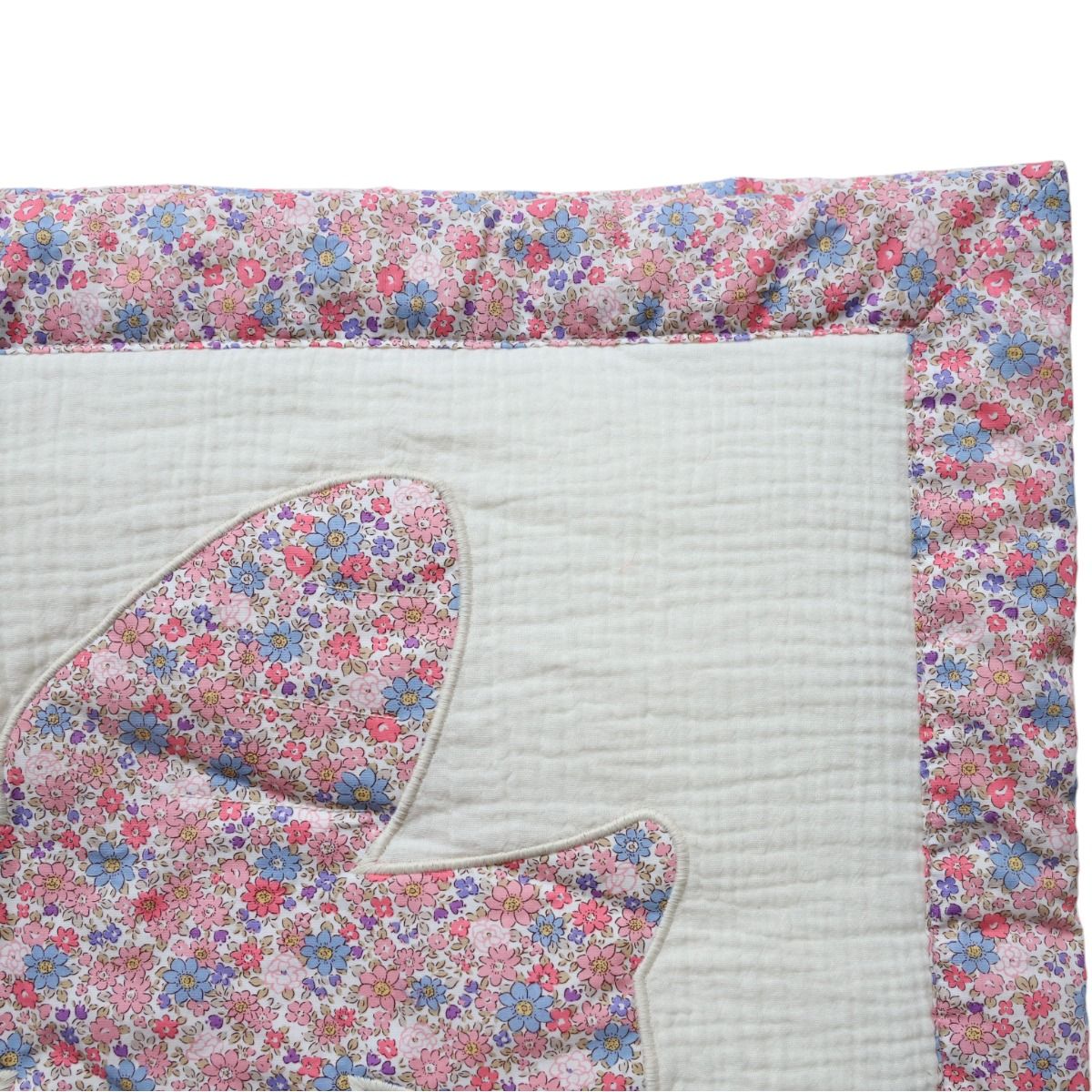 Couverture bi-matière fleurie bleu et rose Jolie saison