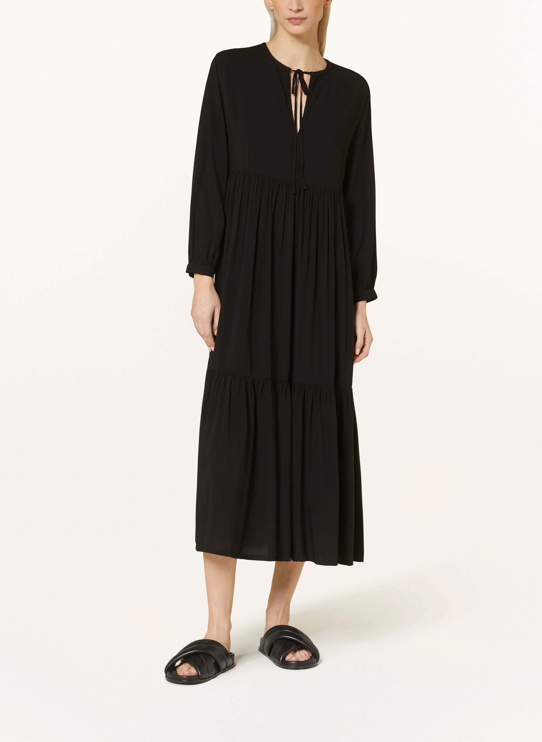 Juvia Kleid MALOU
