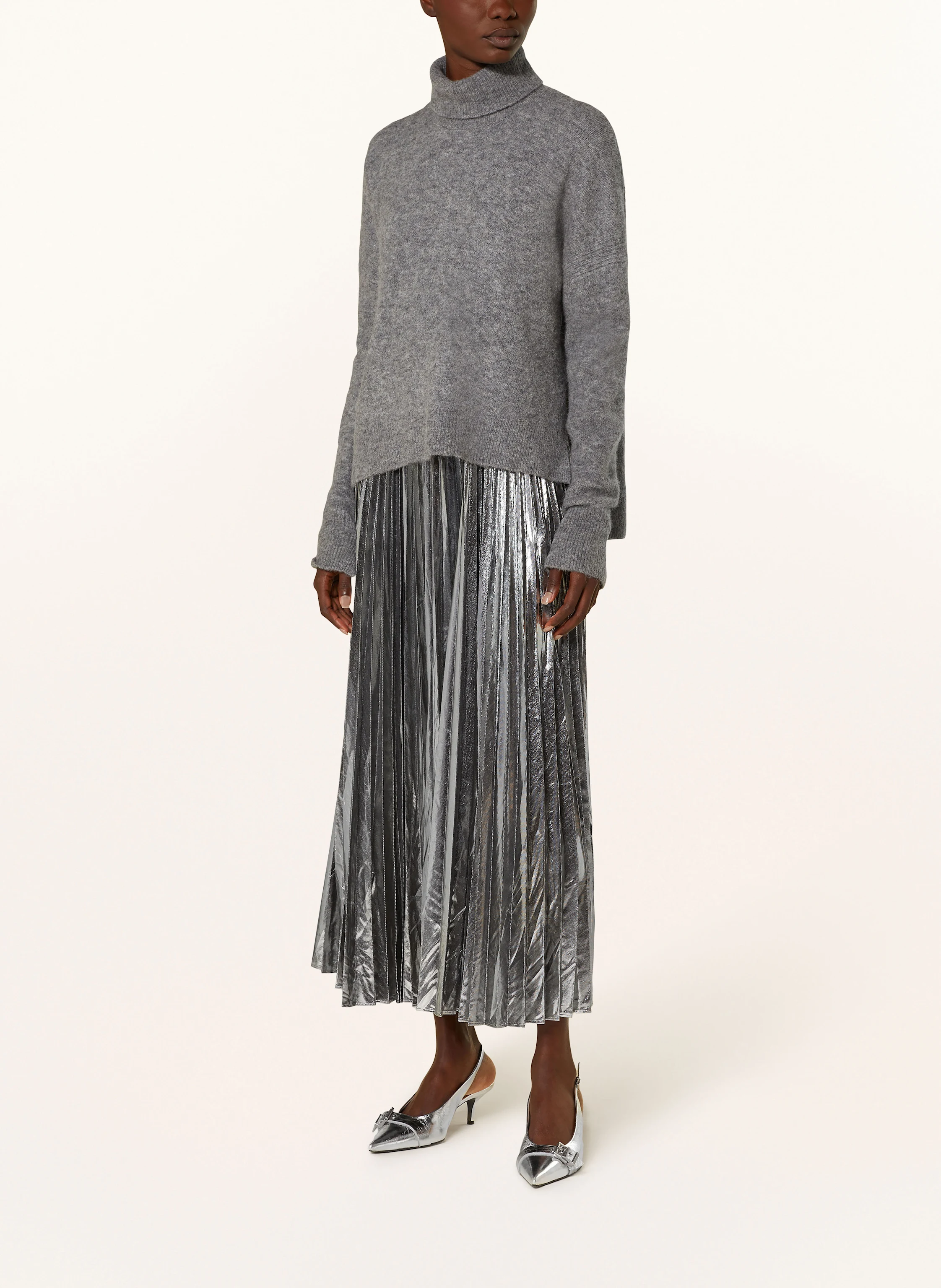 ALLSAINTS Set SPARK: Kleid mit Plissees und Rollkragenpullover