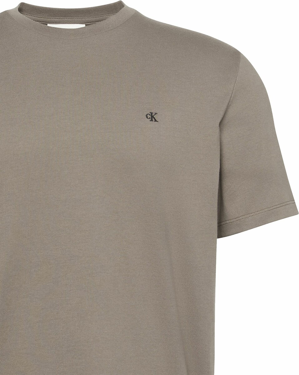 CALVIN KLEIN JEANS<br>Camiseta básica de manga curta