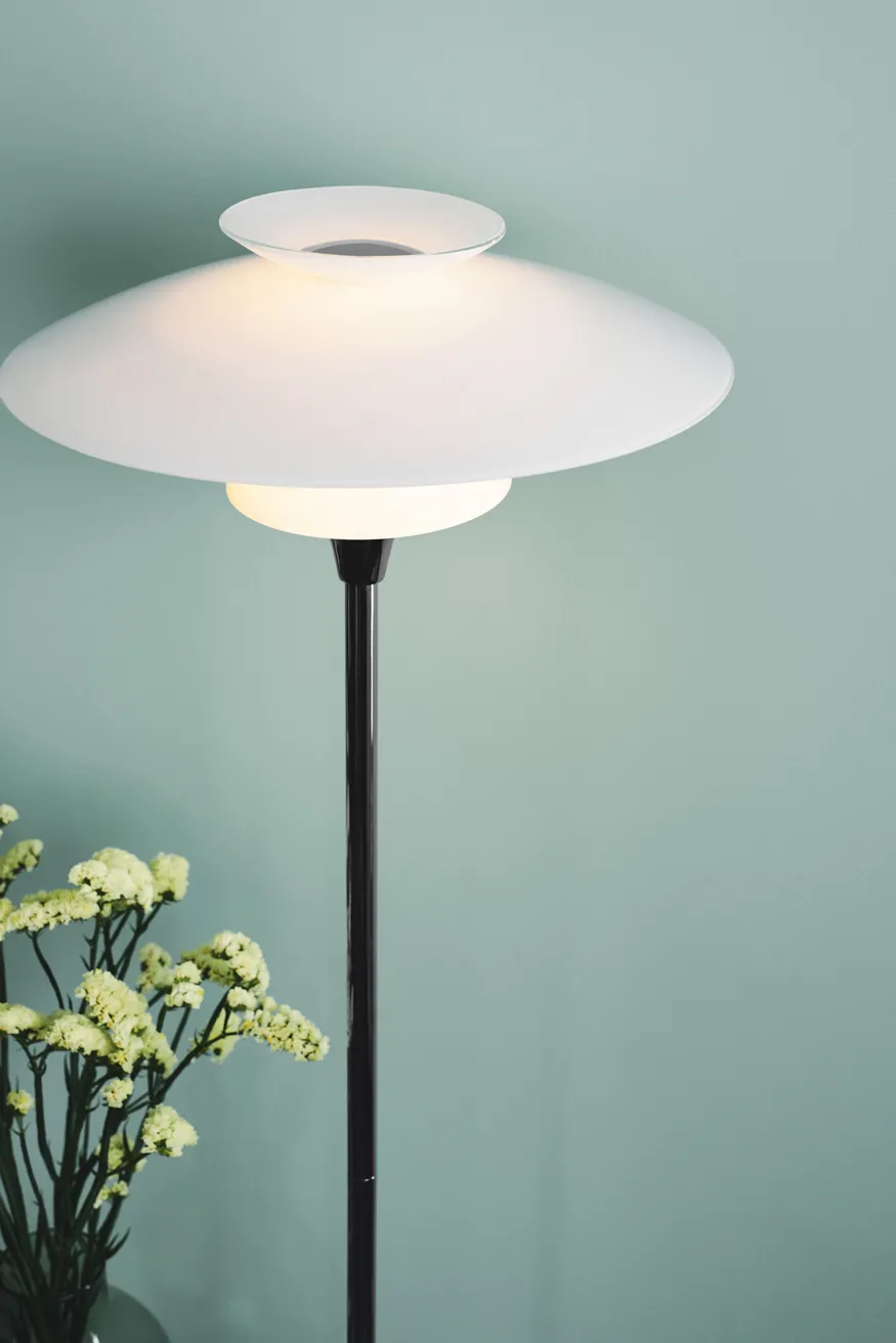 Halo Design Scandinavia Gulvlampe