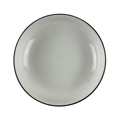 Vaisselle blanche et noire