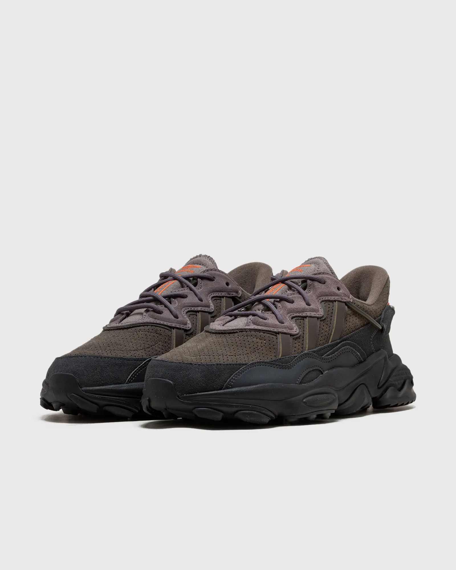 Adidas OZWEEGO TR