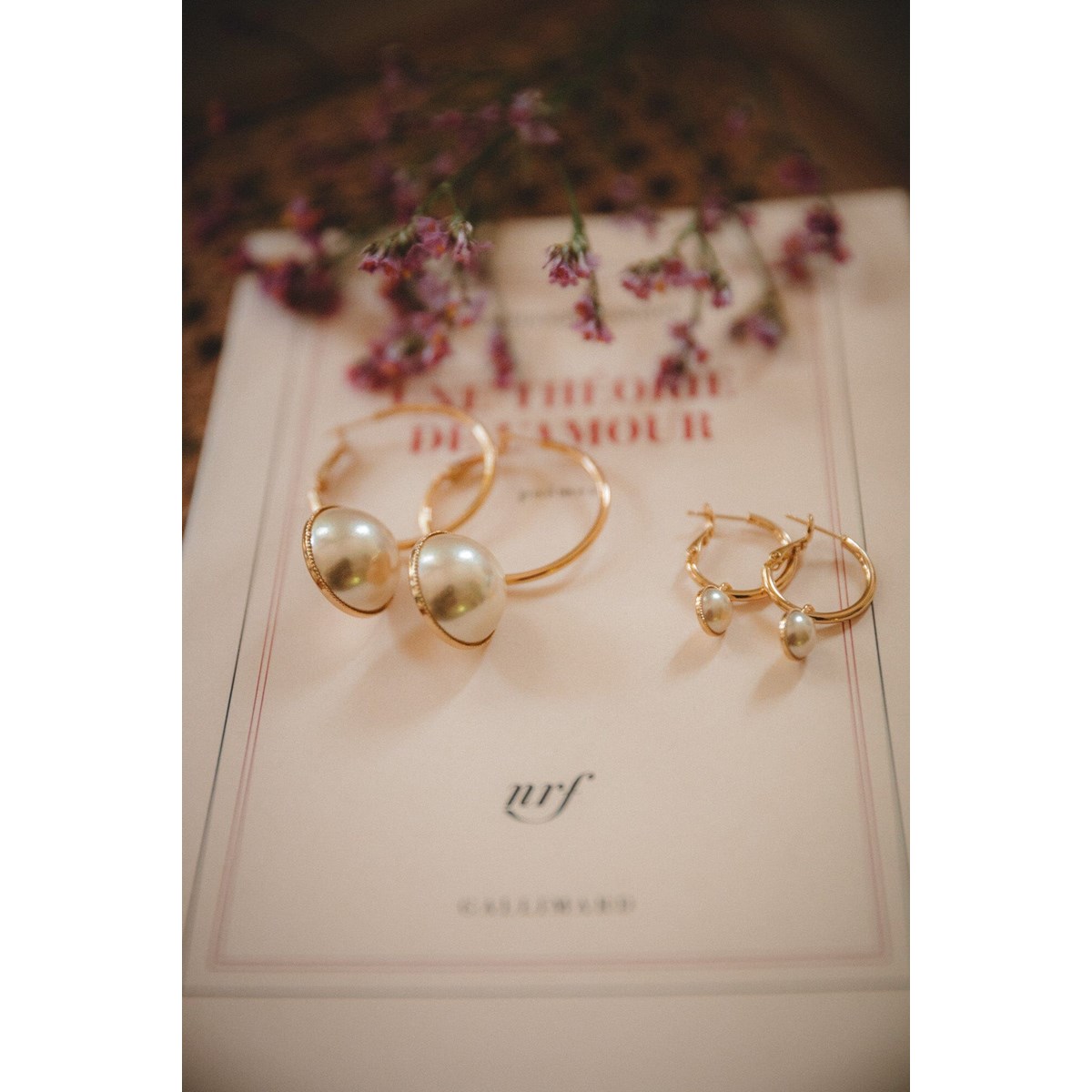 mini boucles d'oreilles créoles perles doré à l'or fin - NÉLYA