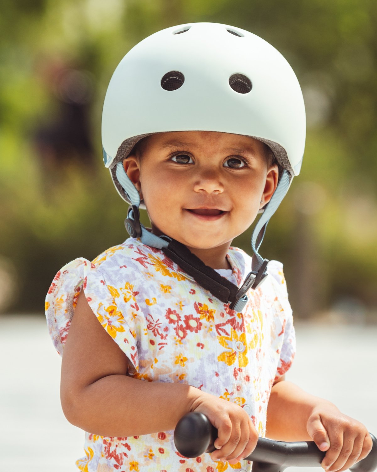 Hjelm Scoot & Ride – Justerbar Hjelm Barn 1-4 år