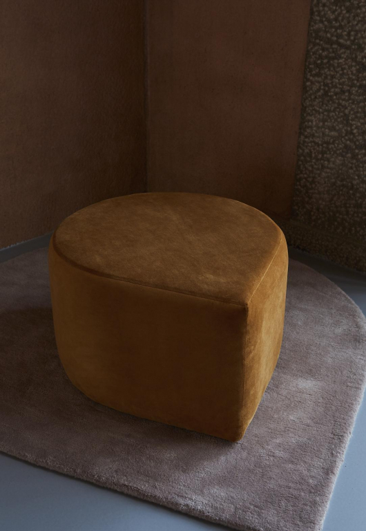 AYTM Stilla vloerkleed 160x130 bordeaux
