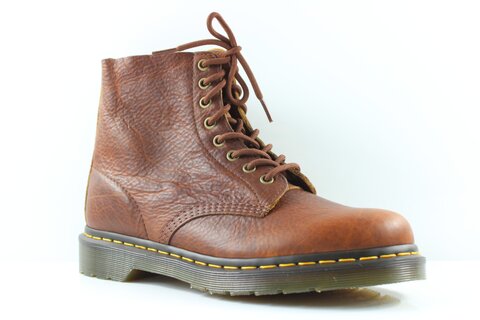 Dr. Martens Boots & Stiefel