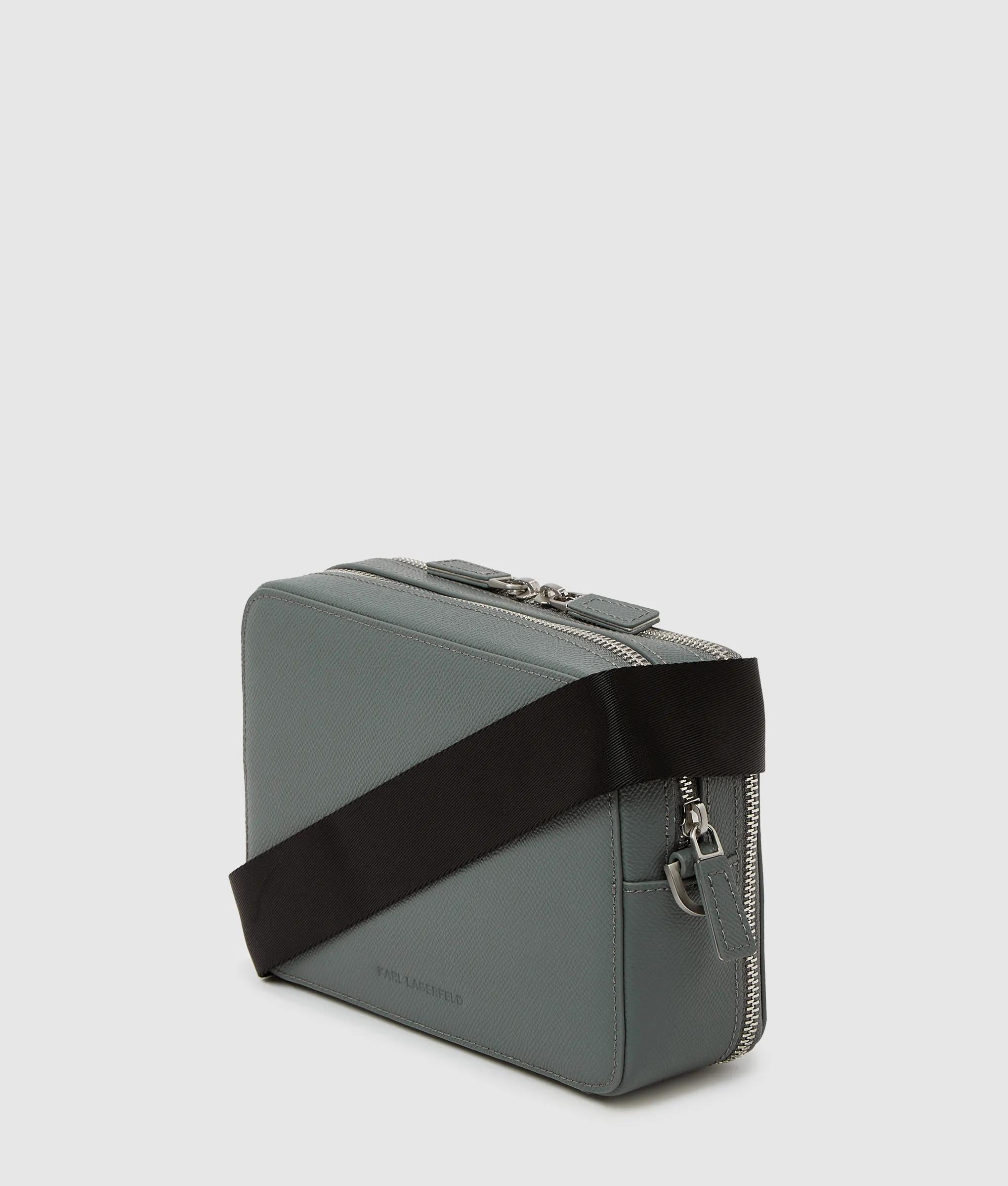K/Monogram cameratas