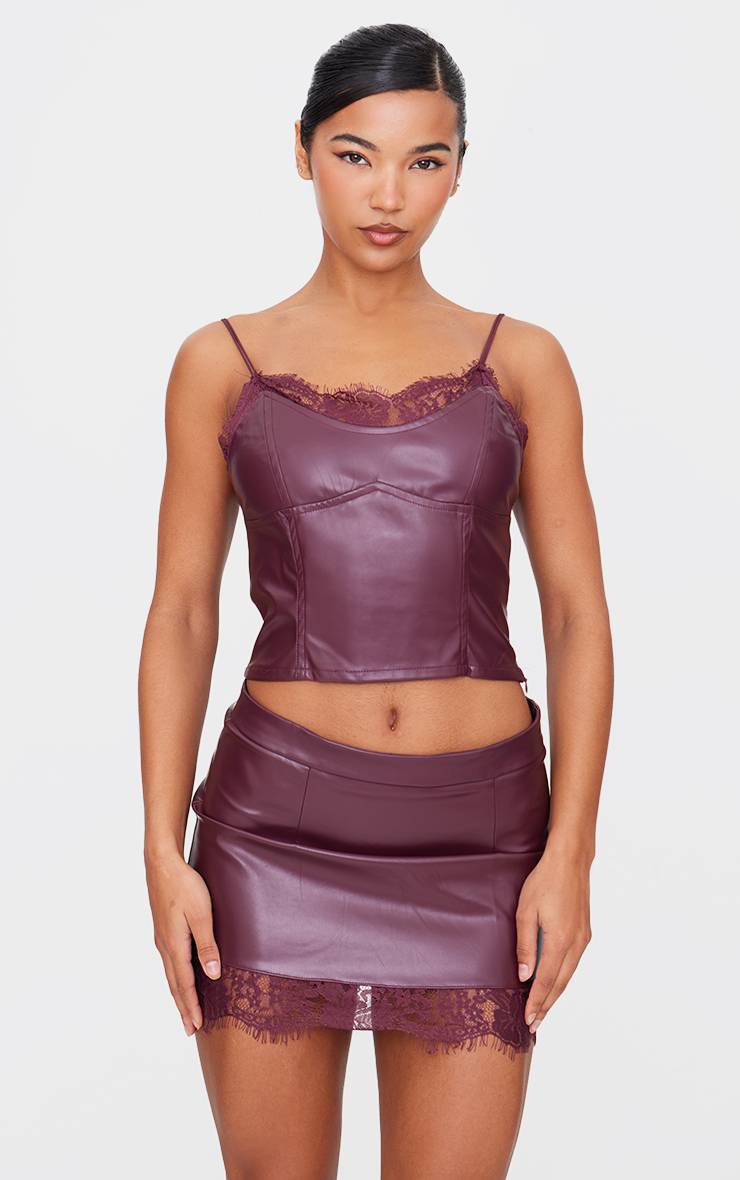 Rouge Bordeaux Top Caraco En Synthétiquecuir Mat Avec Bordure En Dentelle