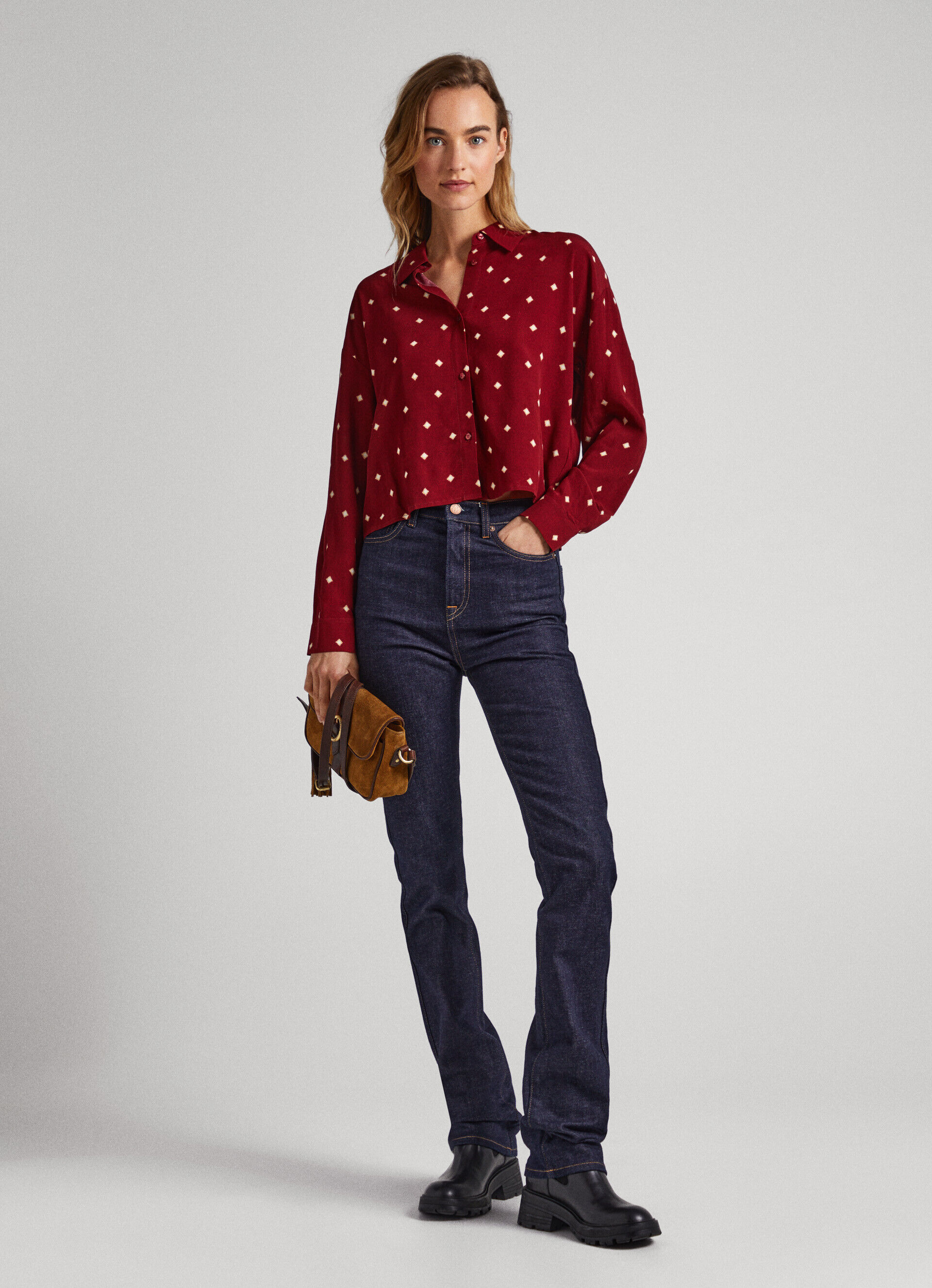 CAMISA COM ESTAMPA DE BOLINHAS - multicolorida