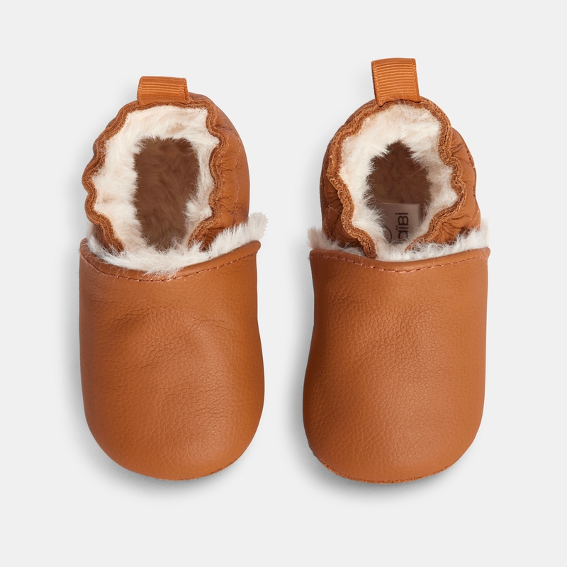 Chaussons cuir souple moumoute beige naissance