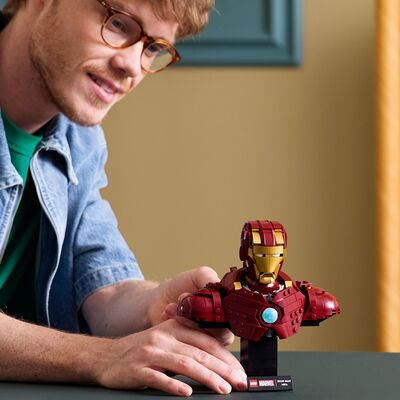 LEGO Super Heroes 76327 Byste av Iron Man MK4