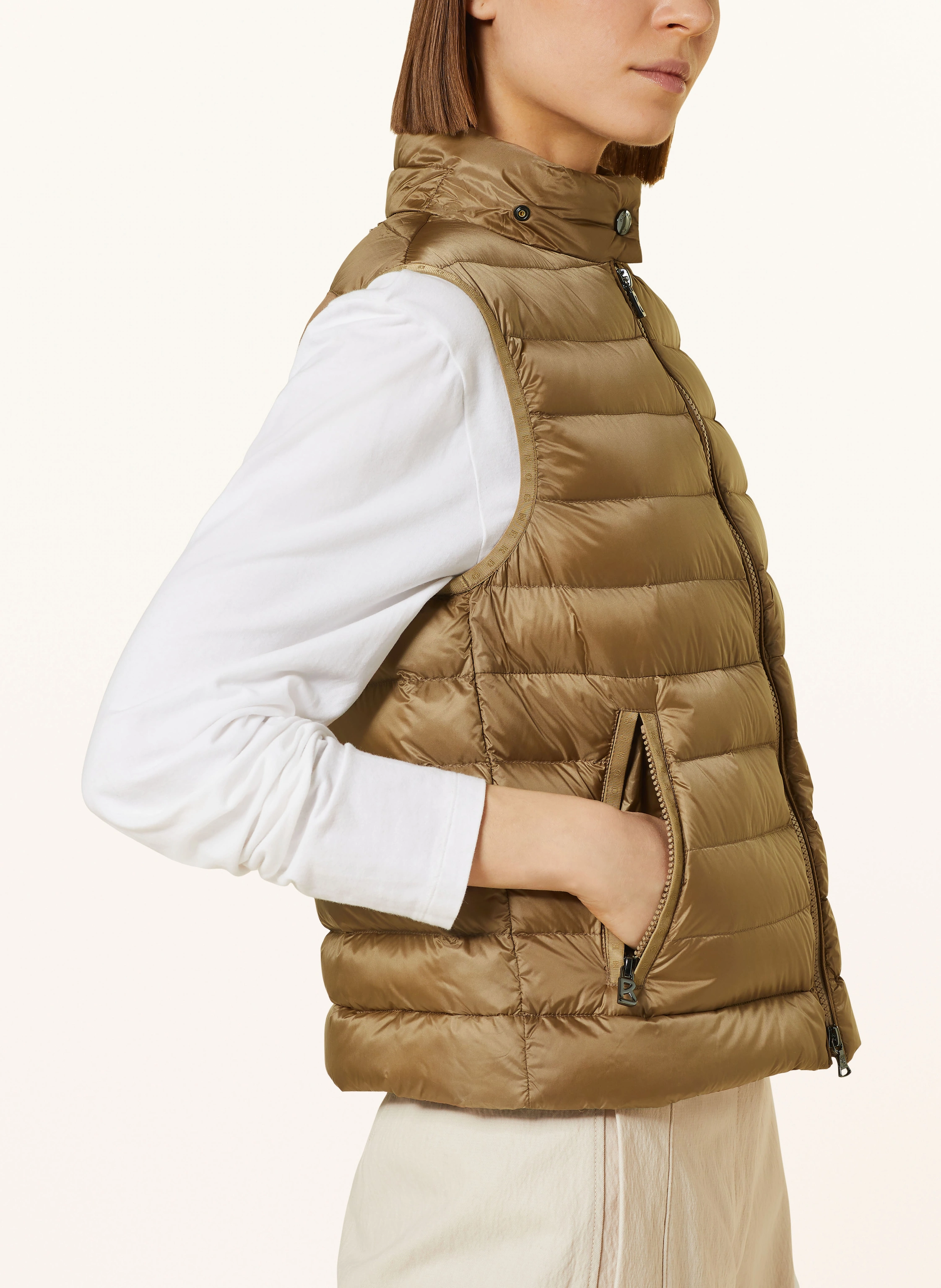 BOGNER Lightweight-Daunenweste TAYRA mit abnehmbarer Kapuze