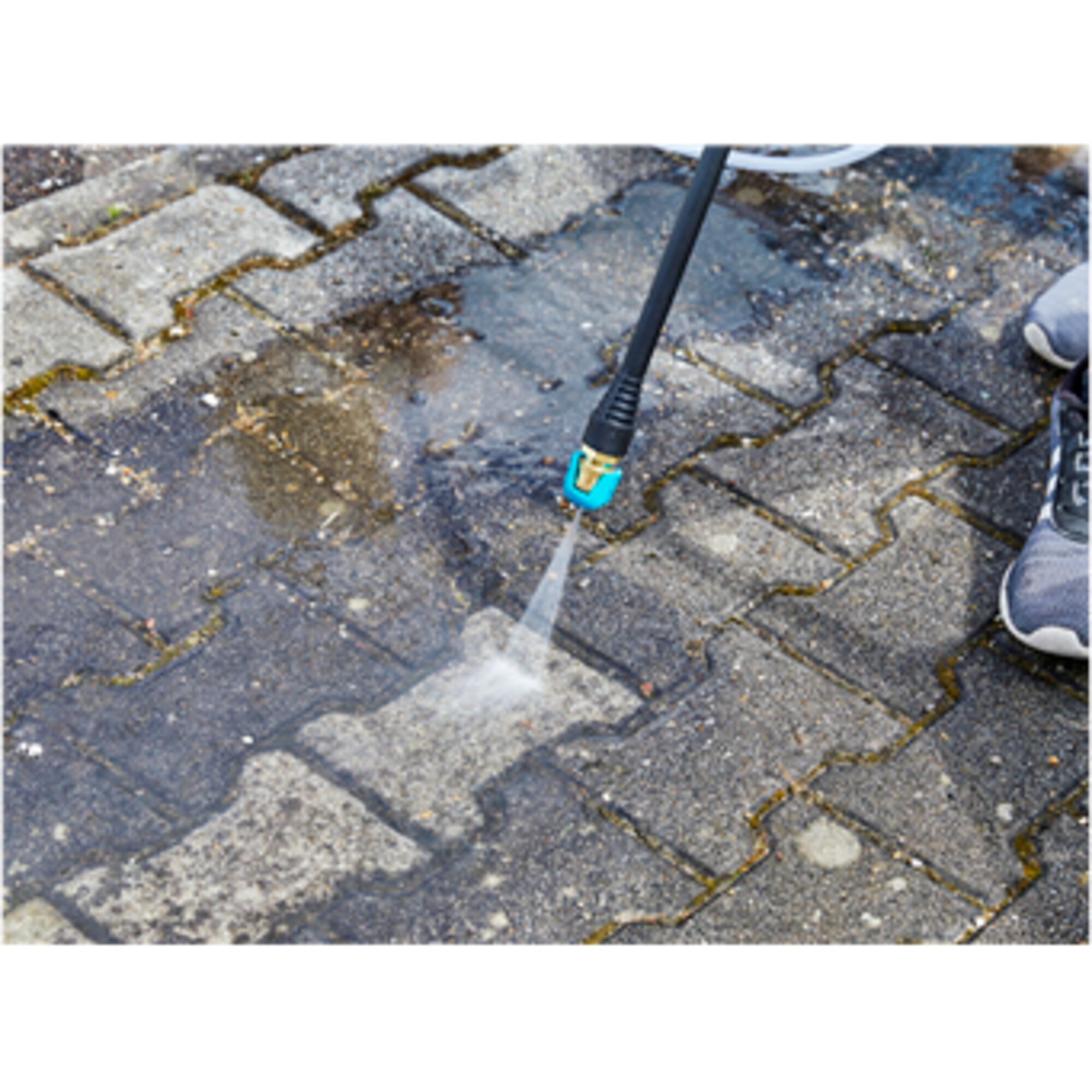 GARDENA Druckreiniger Akku-Mitteldruckreiniger AquaClean 24/18V P4A solo