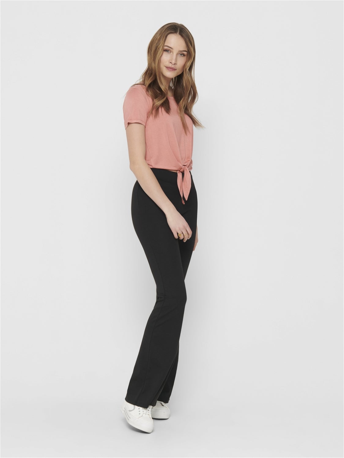 ONLFEVER Mittlere Taille Normal geschnitten Hose mit weitem Beinschnitt Black