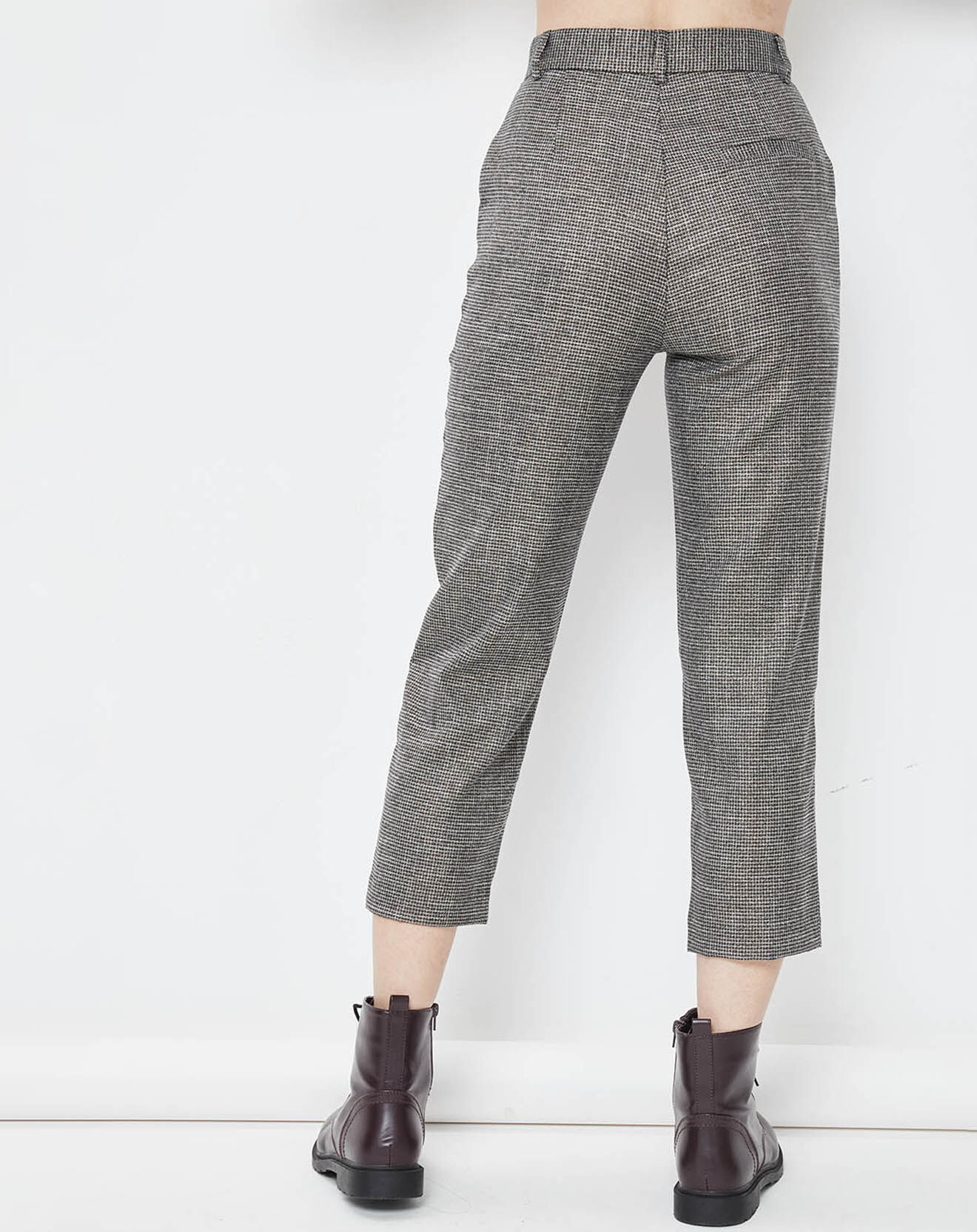 See u Soon Pantalon 7/8 Ashlynn  noir/doré