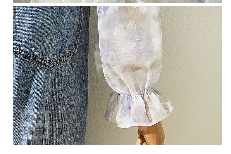 Rusutsu - Blouse met bloemenruffle