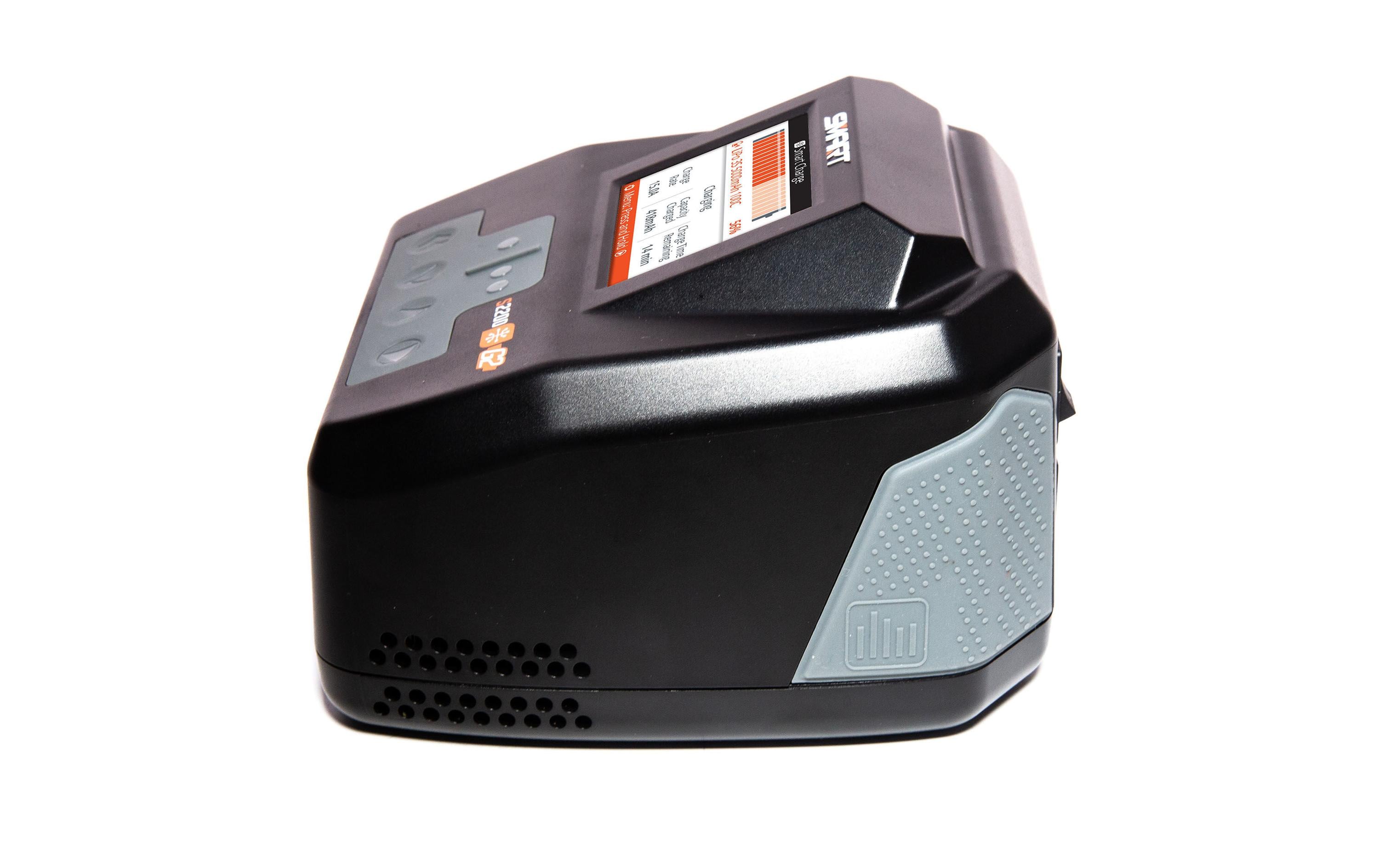 Dual-Ladegerät S2200 G2 AC 2x 200W 1-6S<br>Universeller G2 Smart Charger mit 2 Ausgängen