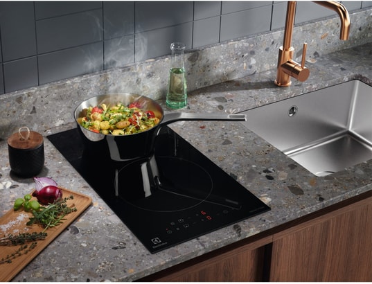 ELECTROLUX - Domino induction LIT30231C, Série 300, 29 cm, 3650w