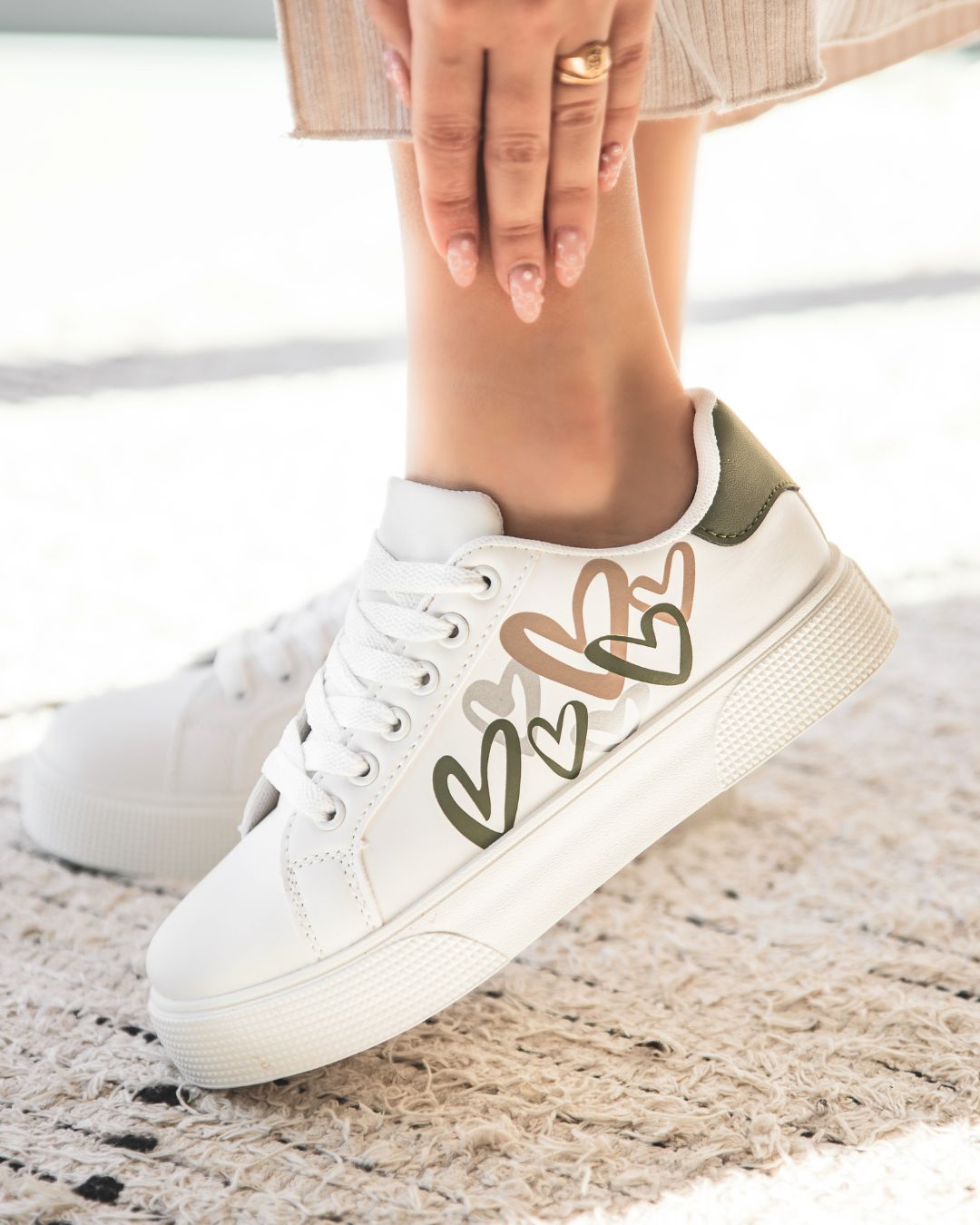 Basket femme blanche kaki à lacets - Gladys