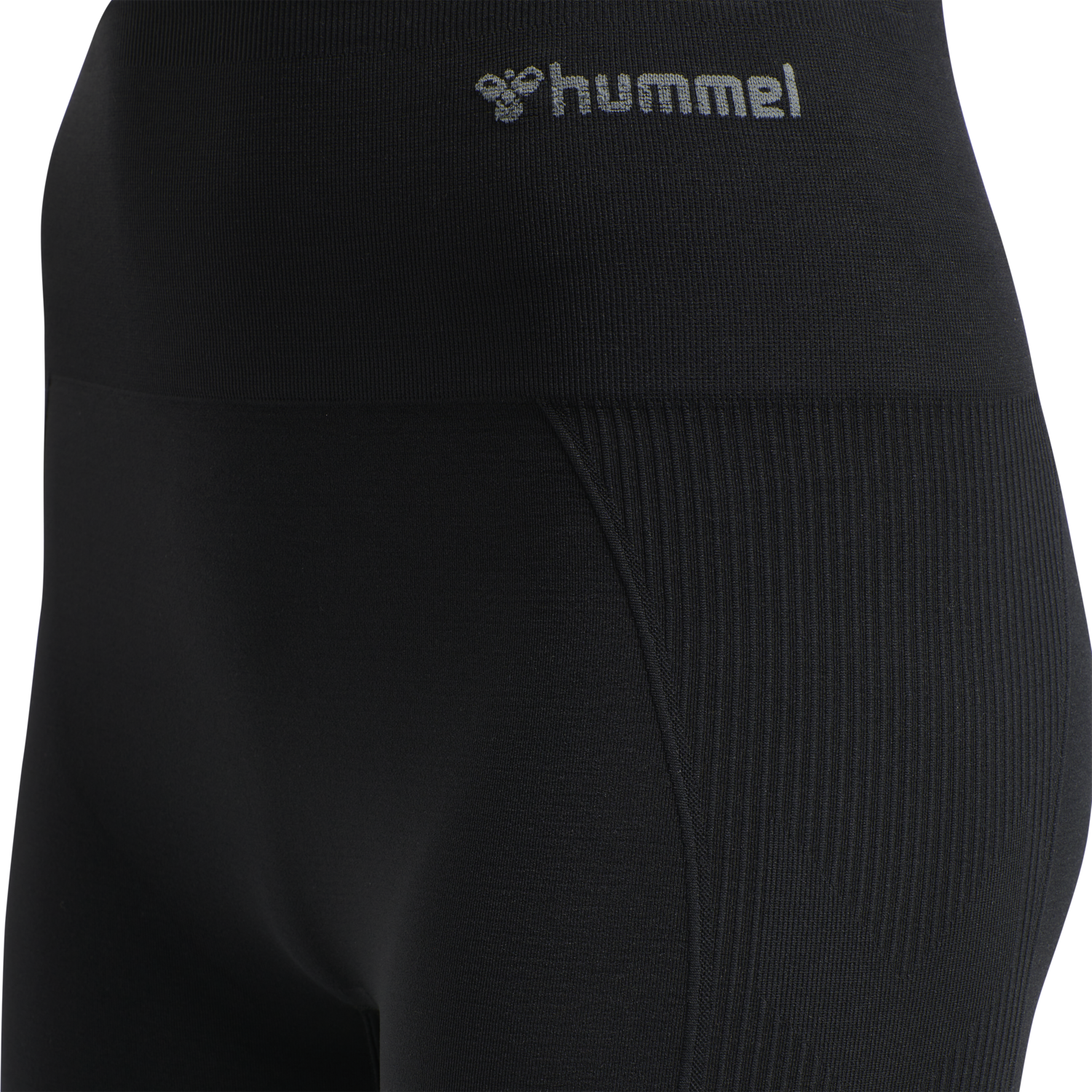 hmlTIF SEAMLESS SHORTS