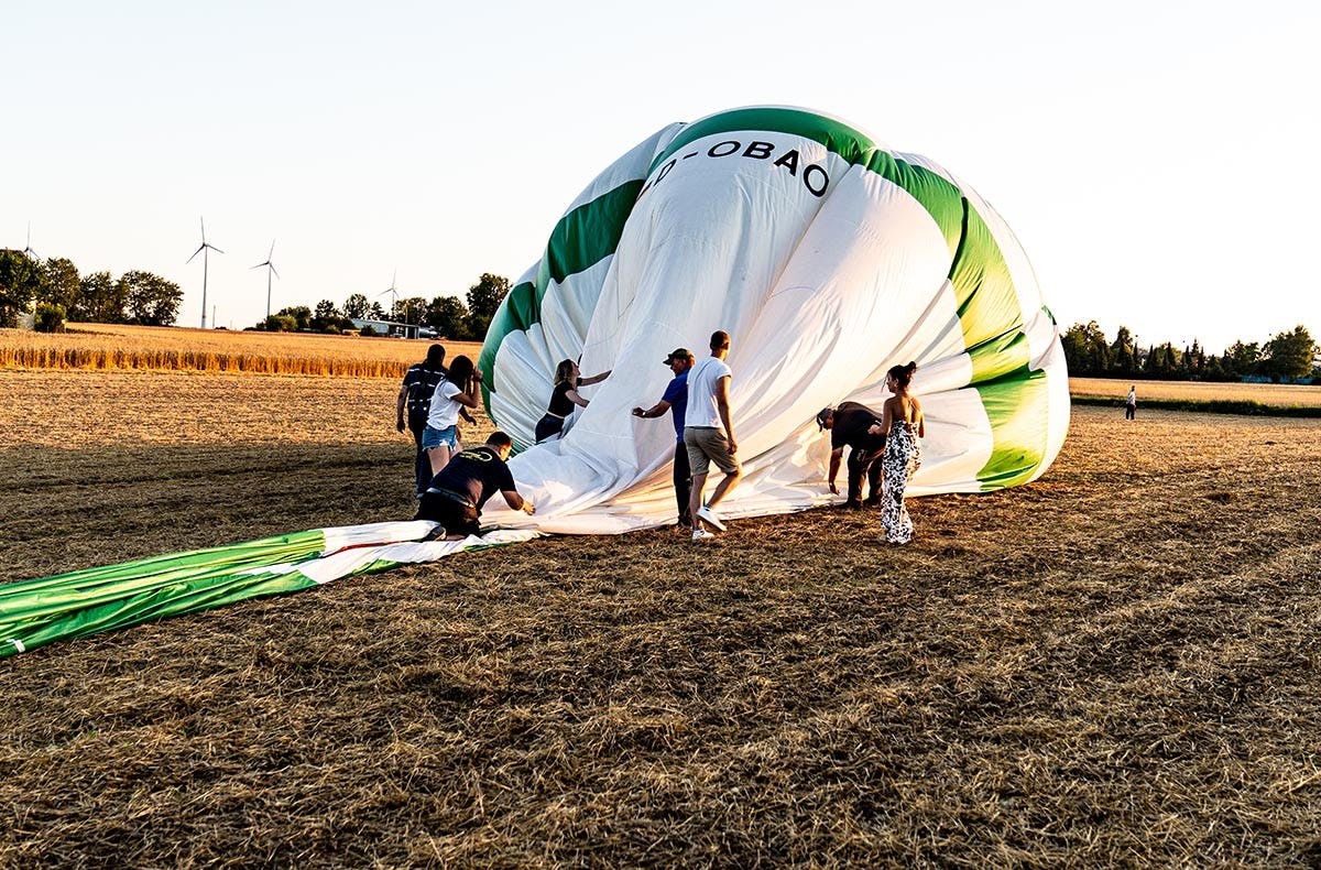 Alpenüberquerung im Heißluftballon Oy-Mittelberg